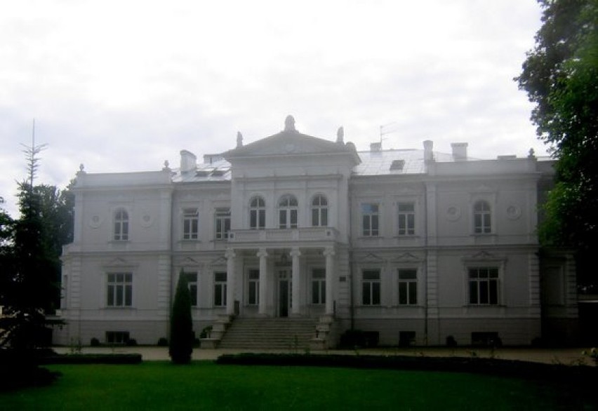 Pałac Krusensternów, później Rüdigerów i Lubomirskich.
