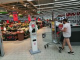 Market Kaufland w Wieluniu może handlować w niedziele. Na razie działa bez zmian. Wszystkie placówki sieci są już placówkami pocztowymi