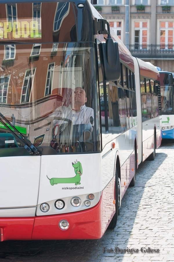 Wałbrzych: Prezentacja nowych autobusów