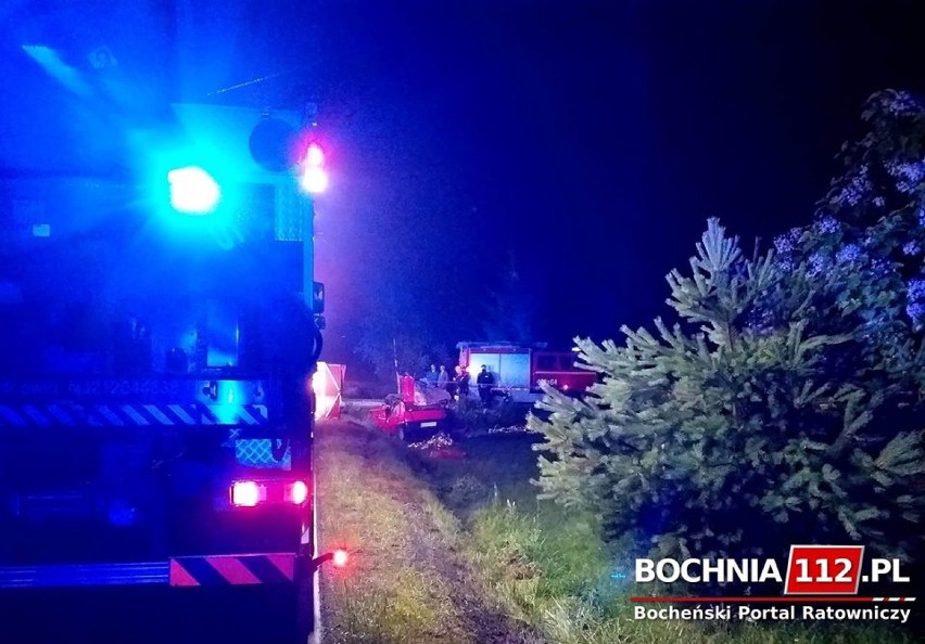 Wypadek w Baczkowie pod Bochnią. Nie żyją cztery osoby [ZDJĘCIA]