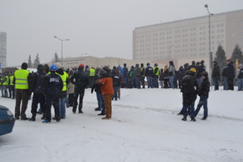 Strajk w JSW: Najpierw wielka demonstracja górników, a od wtorku strajk okupacyjny i głodowy