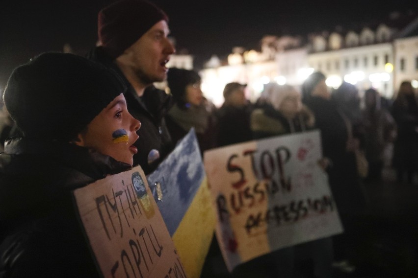 Stop wojnie! Rzeszów znów wsparł Ukrainę. Demonstracja na Rynku [ZDJĘCIA]