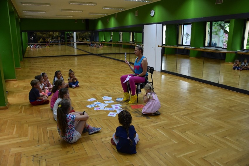 Nowy Tomyśl. Wakacje z NOK-iem. Zumba Kids z elementami języka angielskiego!