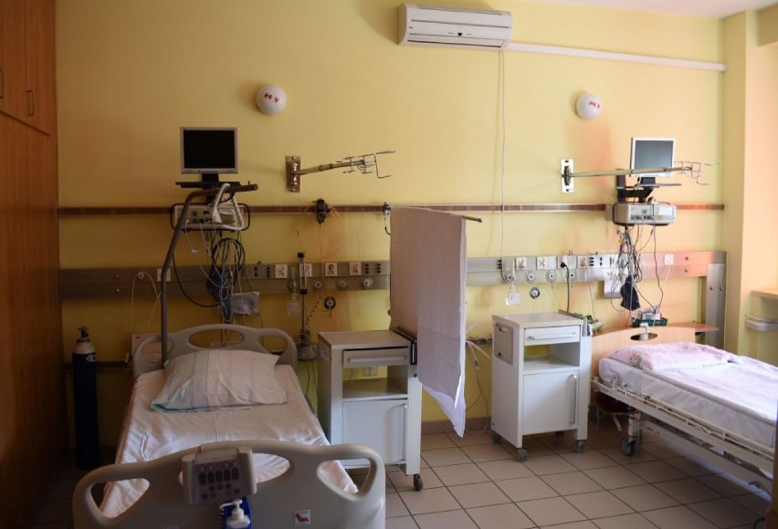 Szpitale w Sycowie i w Oleśnicy będą przyjmować tylko chorych na SARS CoV-2?