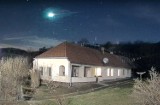 Nad Śląskiem przeleciał meteor! W Gliwicach jasny bolid był doskonale widoczny na niebie