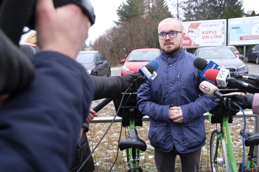 Badania na temat wykorzystania systemu roweru miejskiego w...