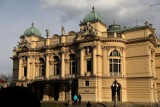 Teatr Słowackiego. Marszałek zabrał głos: "Zarząd nie odwołał dyrektora", powodem kontroli przetarg i koncert