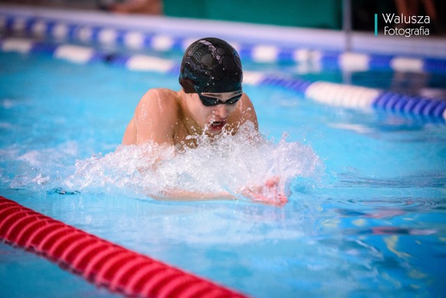 Sukcesy pływaka z Chorzowa podczas Mistrzostw Polski Juniorów ZDJĘCIA