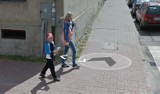 Przyłapani przez Google Street View na ulicach Chełmna. Jesteś na którymś zdjęciu?