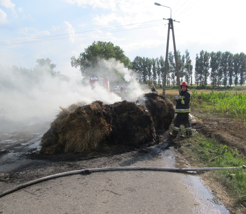 Pożar siana w miejscowości Rybitwy 