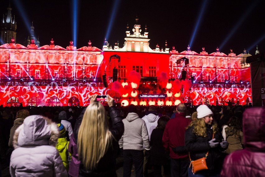 Sylwester 2016 Kraków. Scena i Rynek Główny [ZDJĘCIA, WIDEO]