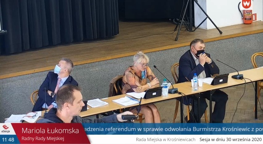 Radni zagłosowali za odwołaniem burmistrza Krośniewic. Kiedy referendum?