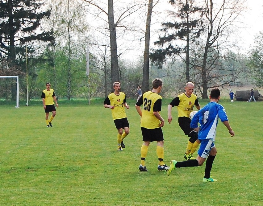 Futbol: Czarni Przemysław mistrzem V ligi!!! W środę zakończą sezon meczem z Osiczanką