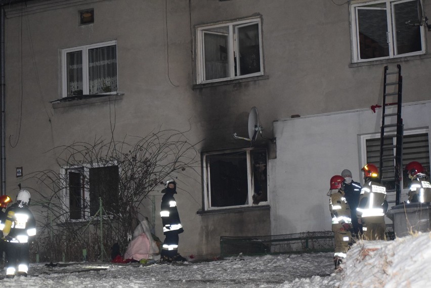 Pożar bloku mieszkalnego w Sieradzu