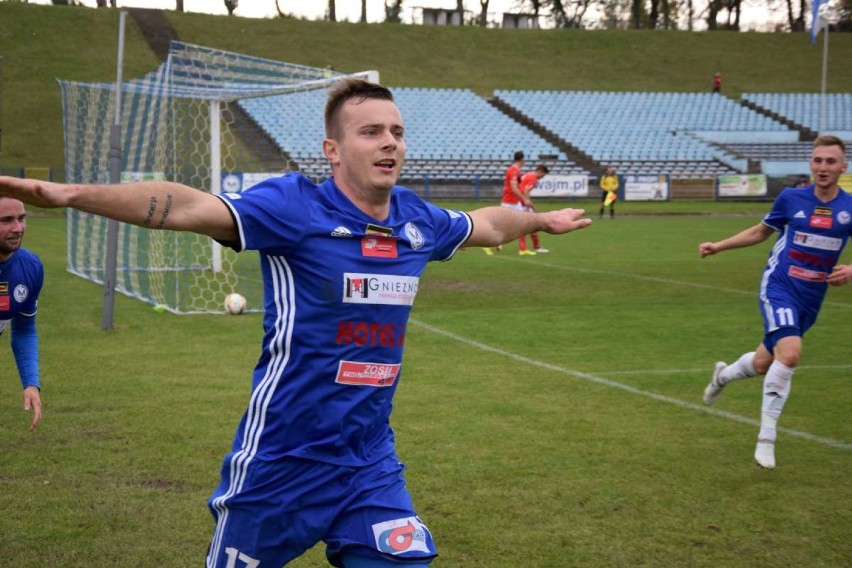 Mieszko Gniezno wygrał z Tarnovią w meczu na szczycie IV ligi!