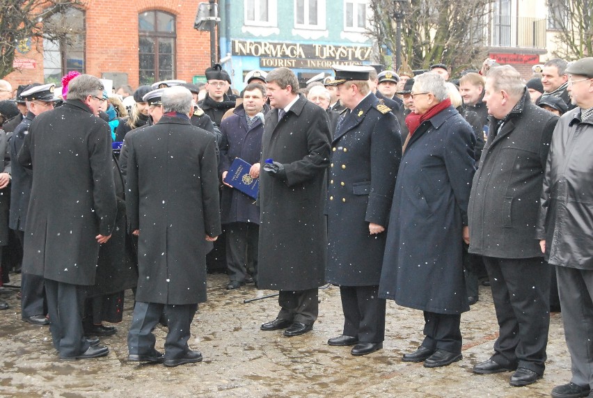 90-lecie zaślubin Polski z morzem - prezydent Lech Kaczyński w Pucku, premier nie dojechał (galeria i wideo)