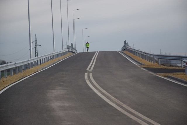 Ostatni odcinek gminnej obwodnicy Kluczborka jest już praktycznie gotowy.