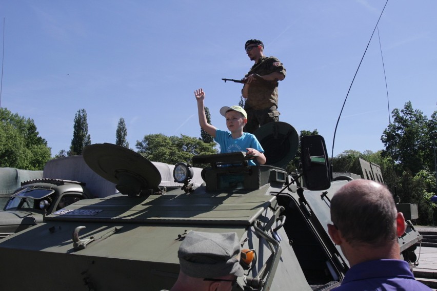 Sosnowiec: piknik militarny w Parku Sieleckim