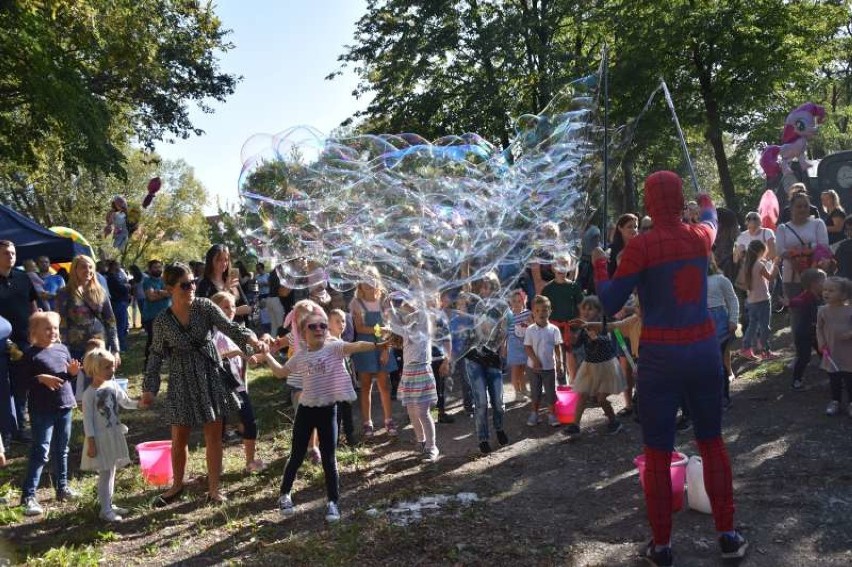 Festiwal Baniek Mydlanych na Piaskach w Ostrowie Wielkopolskim