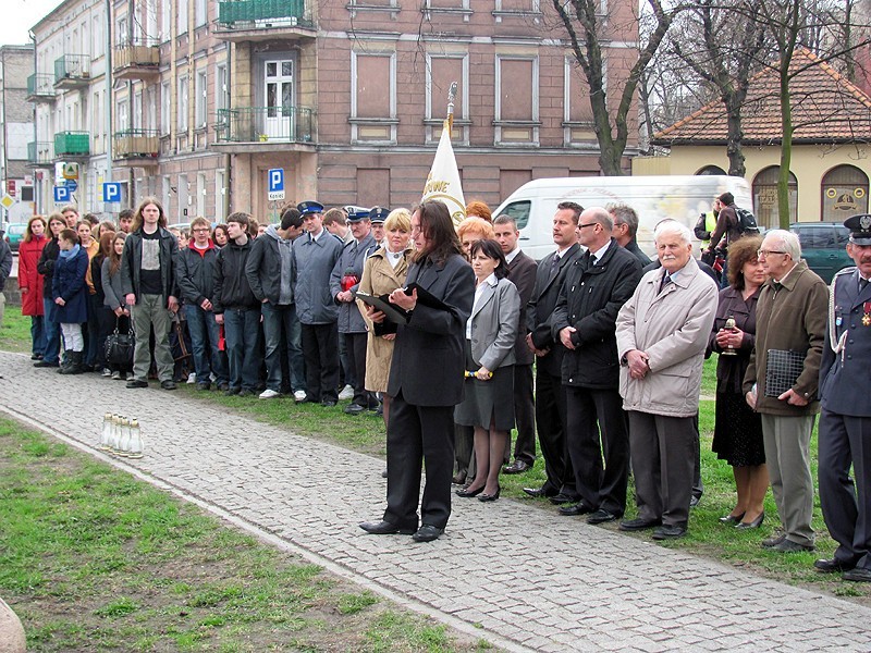 Kalisz - Wojskowi biegną, by uczcić pamięć tragicznie zmarłego generała