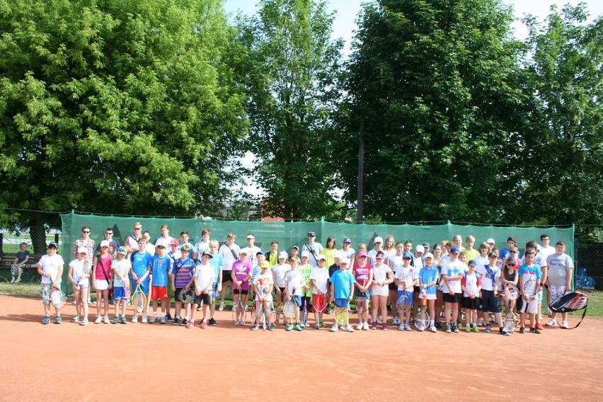 Sport w Chodzieży: Mistrzostwa powiatu w tenisie ziemnym...