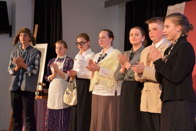 Przegląd Teatrów w Centrum Kultury i Edukacji im. Floriana Mazurkiewicza w Kwilczu