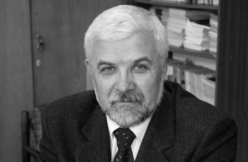 Prof. Marian Gierula nie żyje. Legenda WNS-u Uniwersytetu Śląskiego, wychował wiele pokoleń dziennikarzy