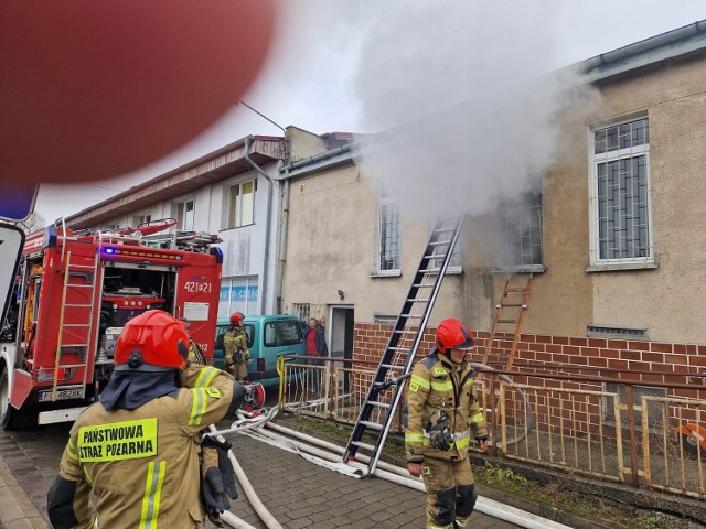 Pożar wybuchł w jednym z lokali usługowych przy ulicy Łąkowej w Świebodzinie