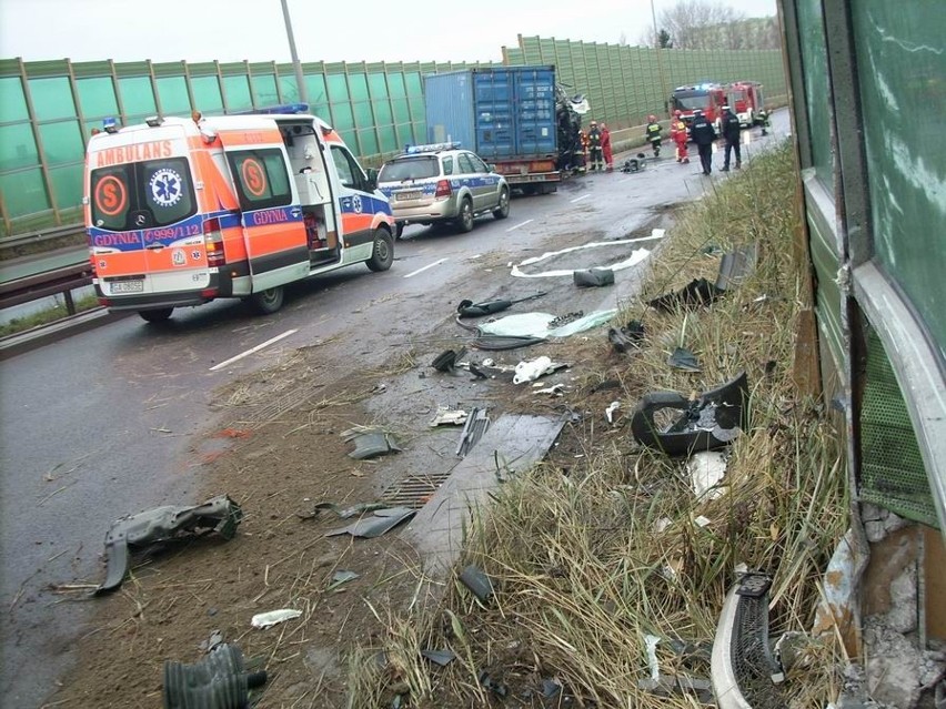 Wypadek TIRa na estakadzie Kwiatkowskiego