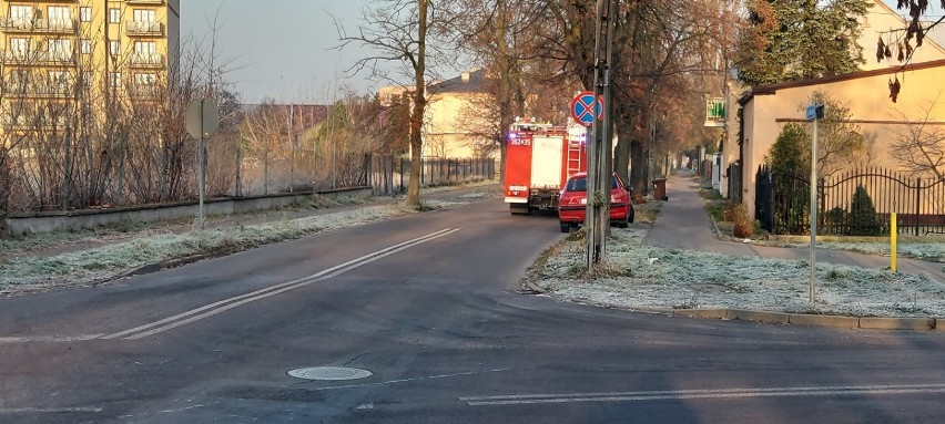 Zderzenie dwóch aut na ulicy Barskiej we Włocławku.