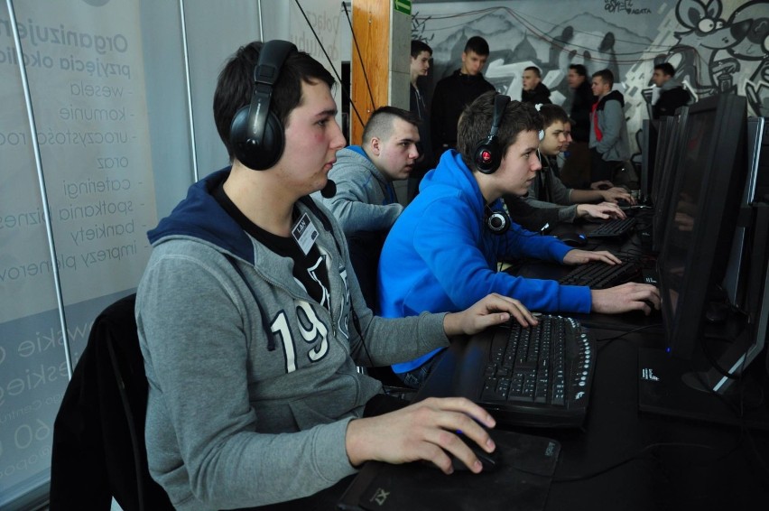 Turniej gier LAN w Tarnowskich Górach