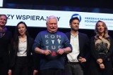 Lech Wałęsa owacyjnie przyjęty przez swoich sympatyków na Igrzyskach Wolności (ZDJĘCIA)