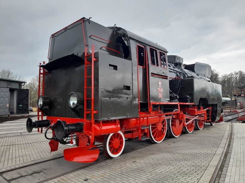 Parowozownia Wolsztyn: Jedna lokomotywa już wyremontowana. Co w sprawie zakupu wagonów turystycznych?