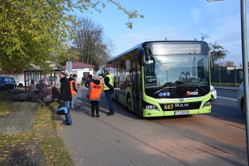 Powrotu linii 105 domagali się mieszkańcy osiedla Staszica.