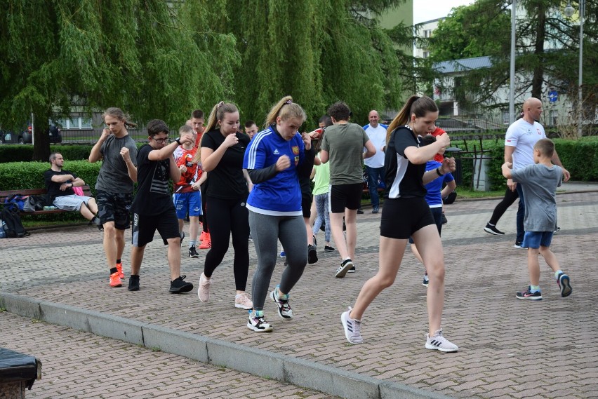 Sokólscy pięściarze trenowali pod chmurką. Tak uczcili Dzień Boksu Olimpijskiego  