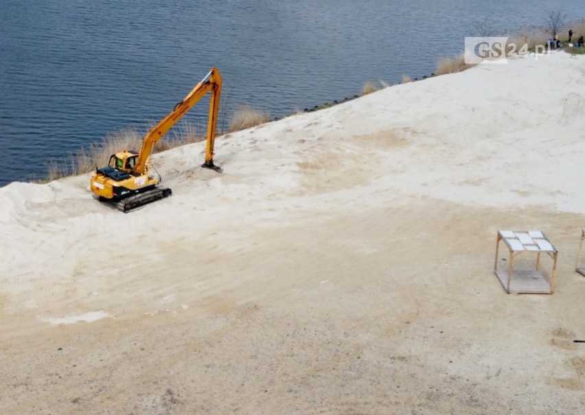 Skąd przyjechał nowy piasek na Wyspę Grodzką w Szczecinie? Jaki był koszt jego wymiany?