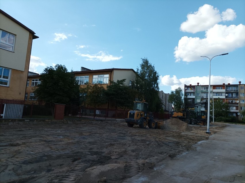 Trwa przebudowa ulicy Maya w Tomaszowie. Jak postępują prace?