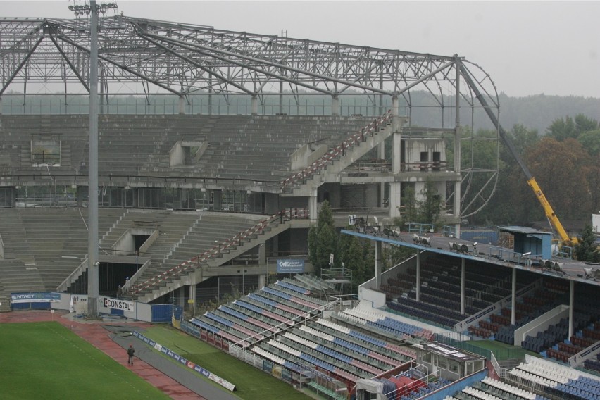 Tak wyglądała budowa Areny Zabrze. Zobacz stadion Górnika na archiwalnych zdjęciach [GALERIA]