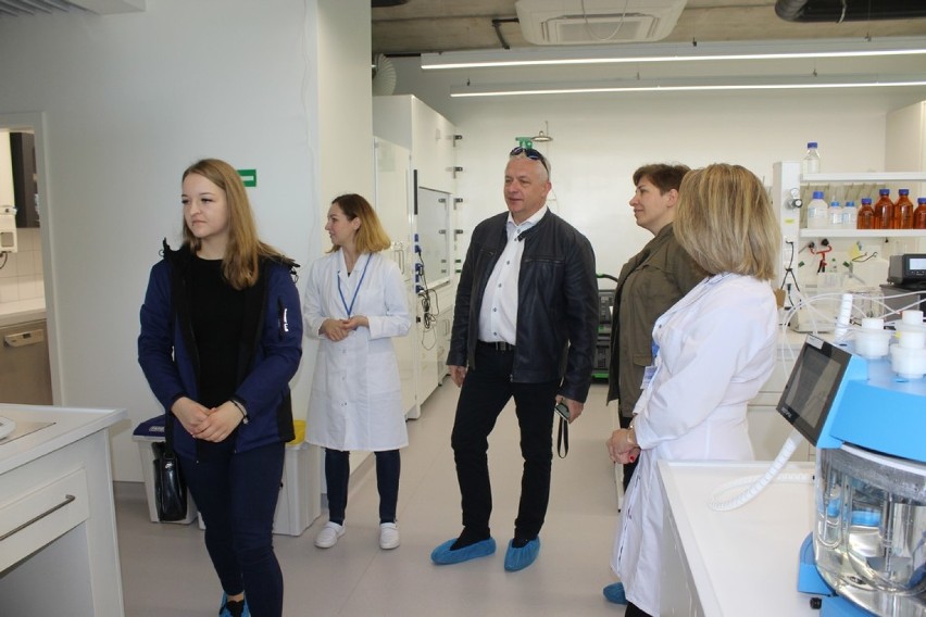 Laboratorium farmaceutyczne badawczo rozwojowe. Regionalne Centrum Zdrowia Zbąszyń [Zdjęcia]