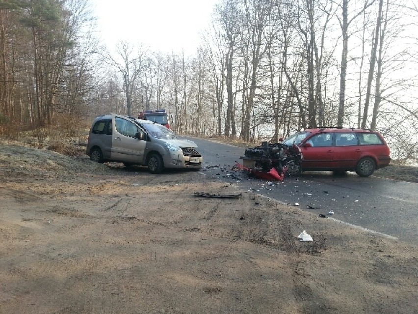 Sprawca kolizji drogowej przyjął mandat karny. Droga w tym...