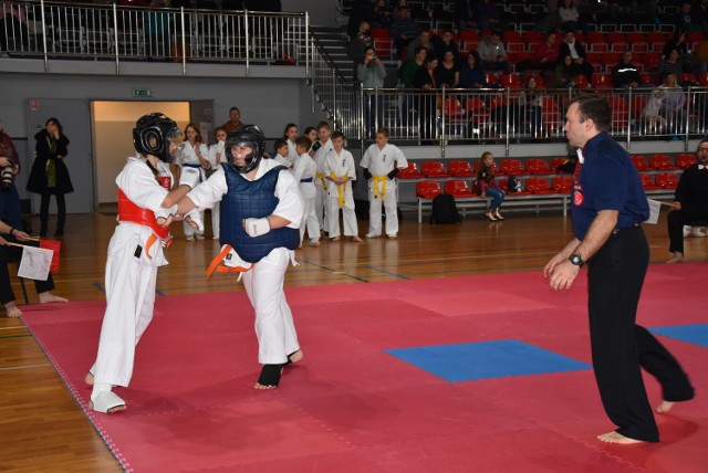 Charytatywny turniej karate w Golubiu-Dobrzyniu dla Majki Skrzynieckiej