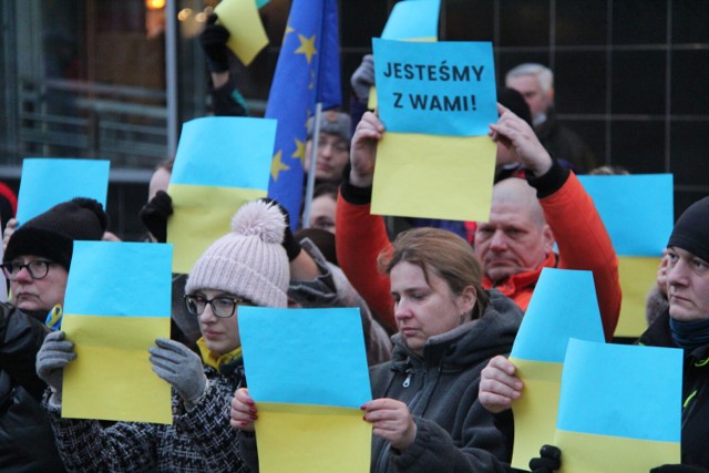W poniedziałek 28 lutego w Siewierzu odbędzie się wiec poparcia dla narodu ukraińskiego 

Zobacz kolejne zdjęcia/plansze. Przesuwaj zdjęcia w prawo - naciśnij strzałkę lub przycisk NASTĘPNE