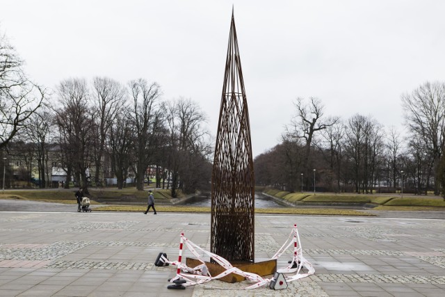 Na Agrykoli stanął koksownik. Wszystko w imię sztuki [ZDJĘCIA]