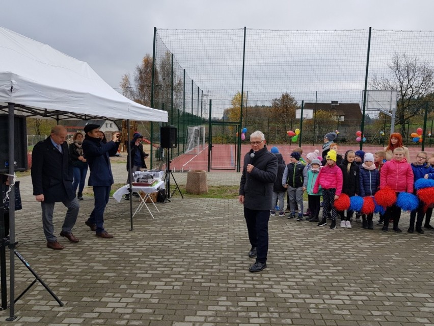 Niestępowo ma nowe boisko - obiekt już o po uroczystym otwarciu