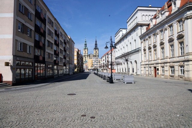 Popołudnie w Legnicy podczas pandemii koronawirusa.