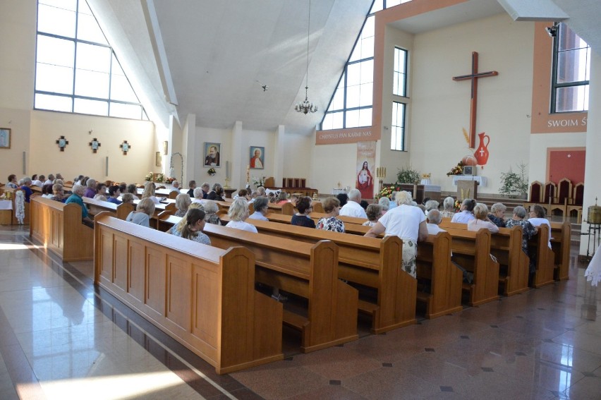 Parafia na osiedlu Sportowa w Lęborku ma już 25 lat. Na jubileusz przyjechał biskup pelpliński