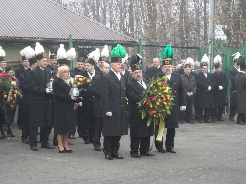 Ruda Śląska: 6. rocznica katastrofy w kopalni Halemba. Uczczono pamięć górników [ZJDĘCIA]