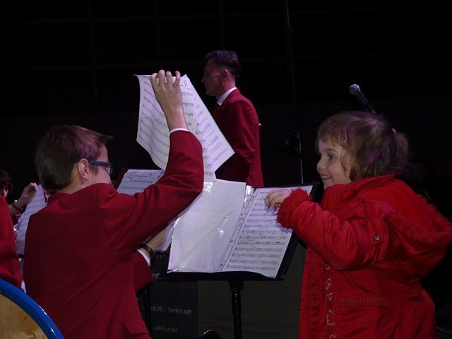 Noworoczny Koncert odbył się w hali poddębickiego gimnazjum