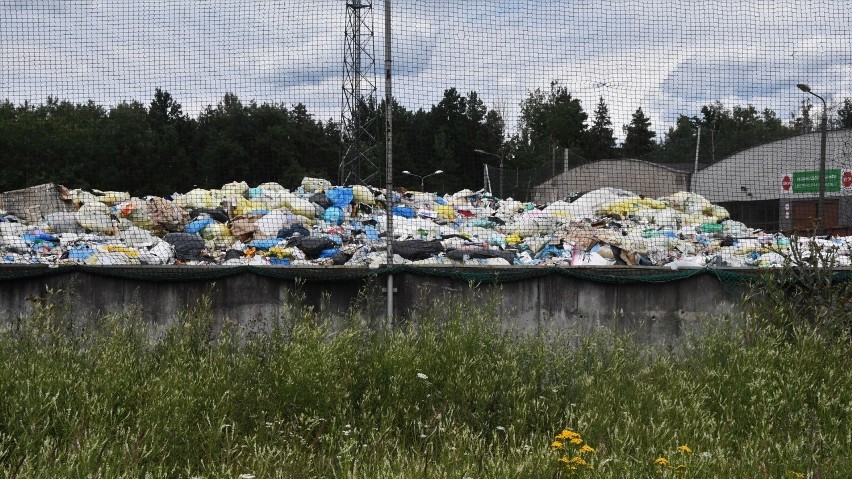 - Już nie wiemy gdzie się zwrócić, bo sąsiedztwo składowiska...