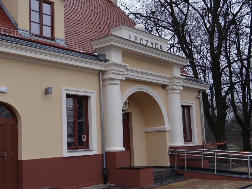 jpg.dworzec w Łęczycy